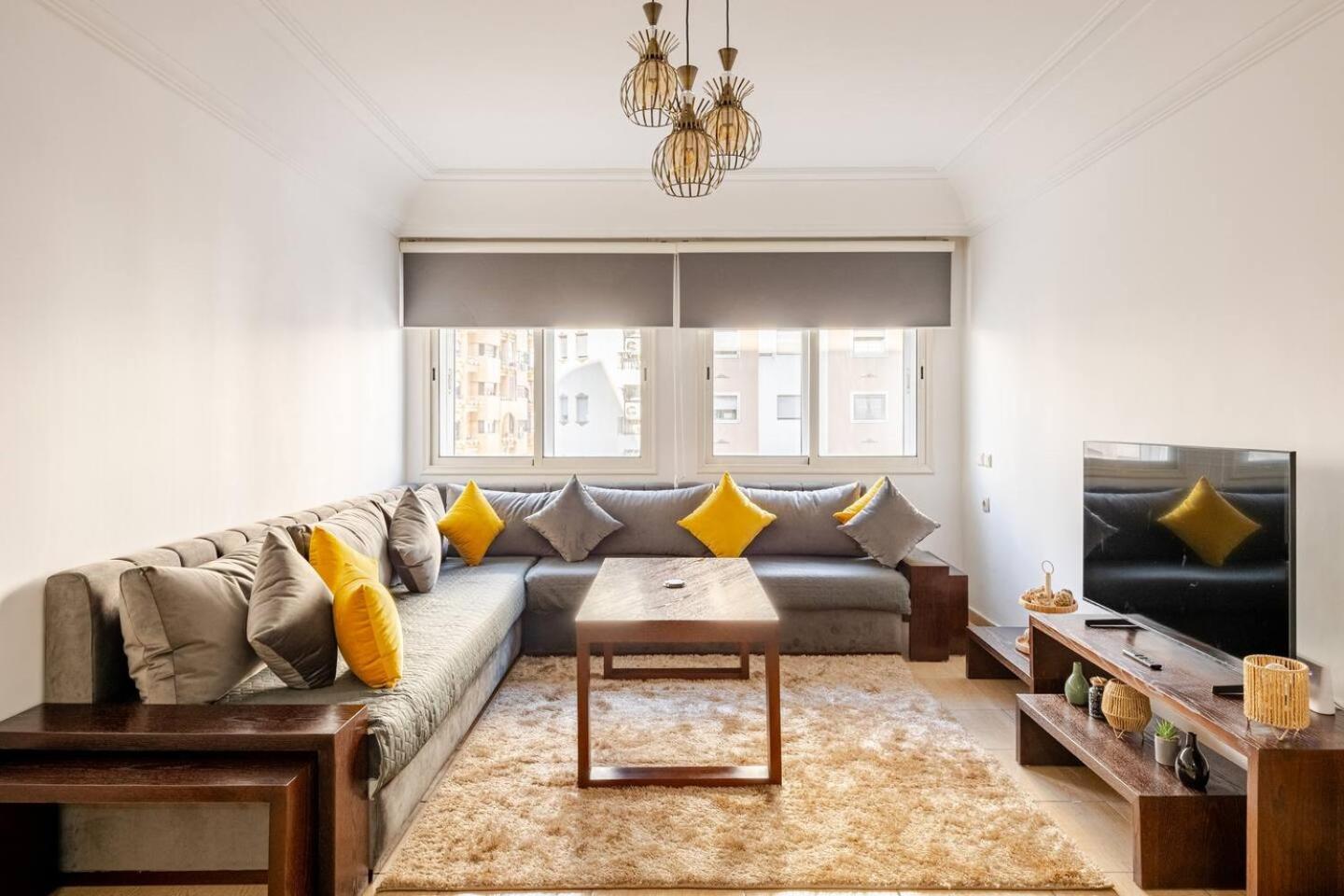 Appartement Acacia 2 Chambres Au Centre Ville Tanger Luaran gambar