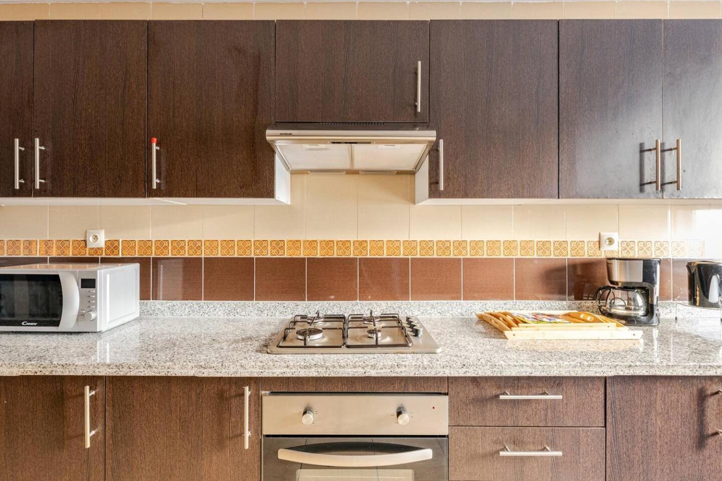 Appartement Acacia 2 Chambres Au Centre Ville Tanger Luaran gambar