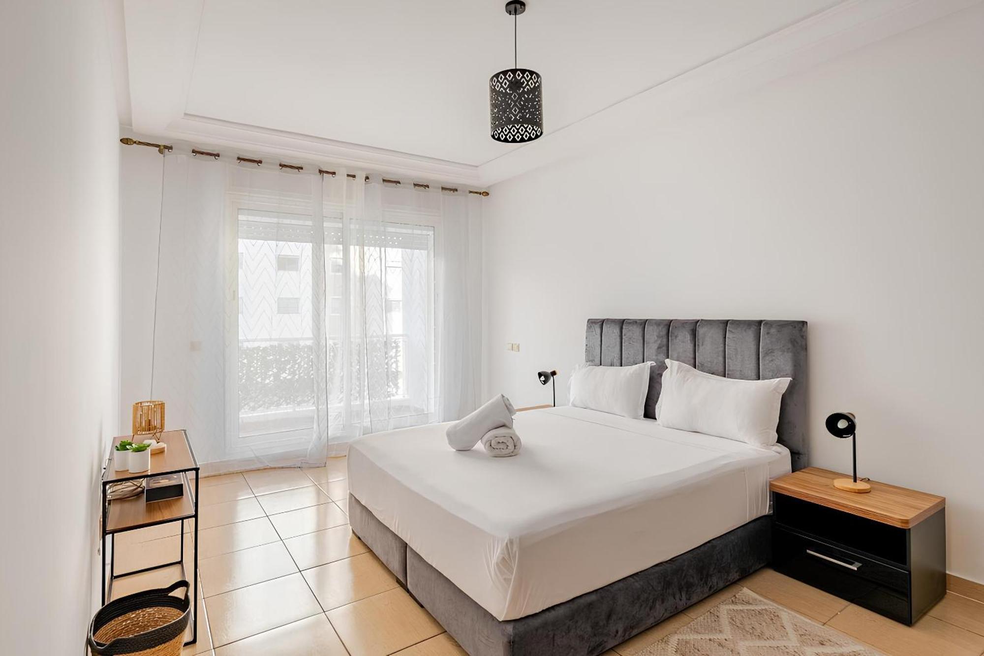 Appartement Acacia 2 Chambres Au Centre Ville Tanger Luaran gambar